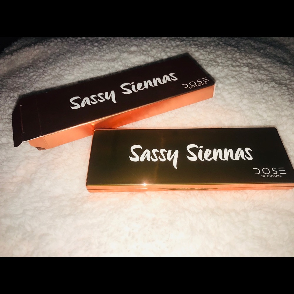 Dose of colors sassy siennas palette